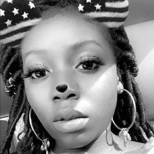 Meet your Posher, Lashandra